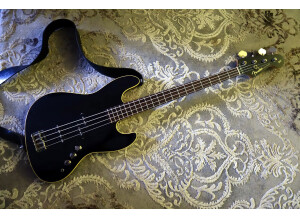 Fender Deluxe Aerodyne Jazz Bass (57392)