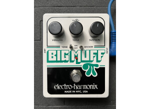 Electro-Harmonix Big Muff Pi with Tone Wicker (55659)