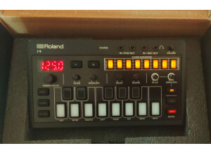 Roland J-6 Chord Synthesizer (6092)