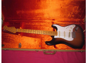 Fender [Vintage Hot Rod Series] '57 Strat - 2-Color Sunburst