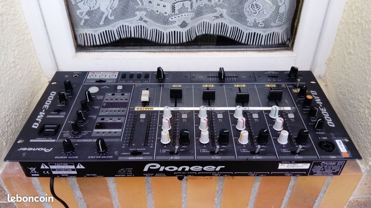 Pictures and images Pioneer DJM-3000 - Audiofanzine