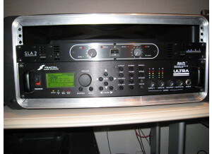 Fractal Audio Systems Axe-Fx Ultra (68048)