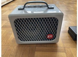 E553E203-15C0-4420-AF96-EAAF89320EF1