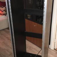 Studio Rack 30 unités sur Roulette TBE