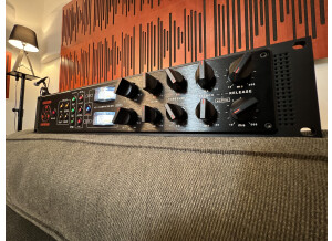 Dangerous Music Compressor (1215)