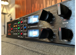 Dangerous Music Compressor (32952)