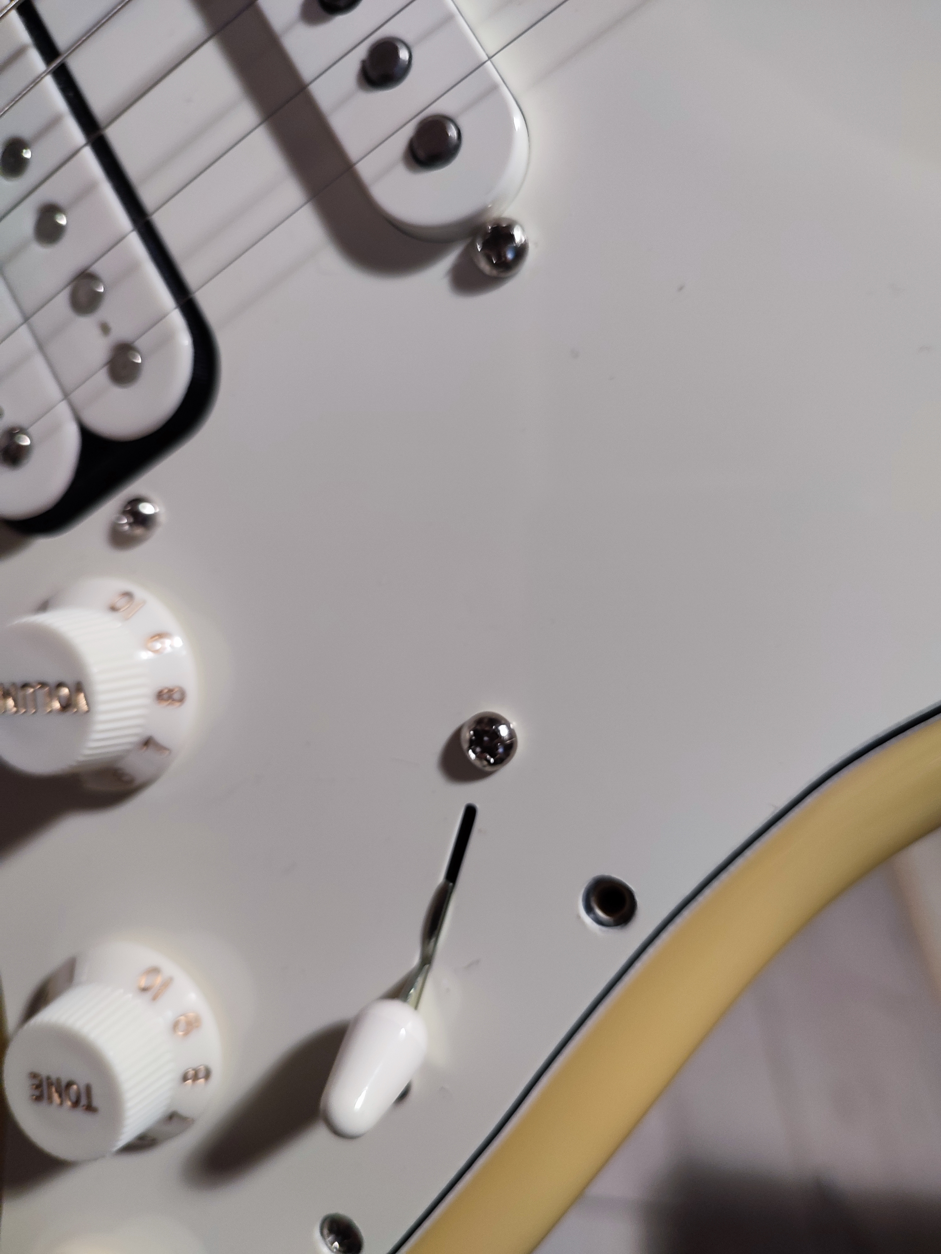 Fender Standard Stratocaster HSS [2009-2018]