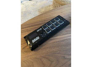 Akai Professional MPX8 (40686)