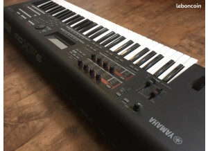 Yamaha MOXF6 (89358)