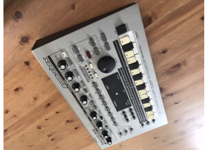 Roland MC-303 (7099)