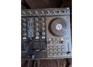 Native Instruments Traktor Kontrol S4 (596)