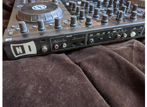 Native Instruments Traktor Kontrol S4 (24833)