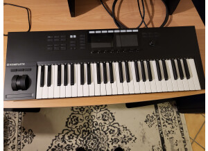 Native Instruments Komplete Kontrol S49 mk2 (23700)