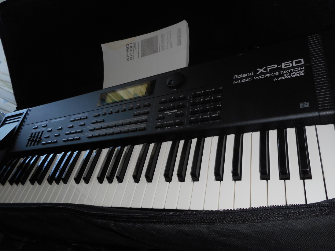 roland xp 60 olx