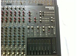 Mackie 8 Bus Series 24/8/2 (78815)