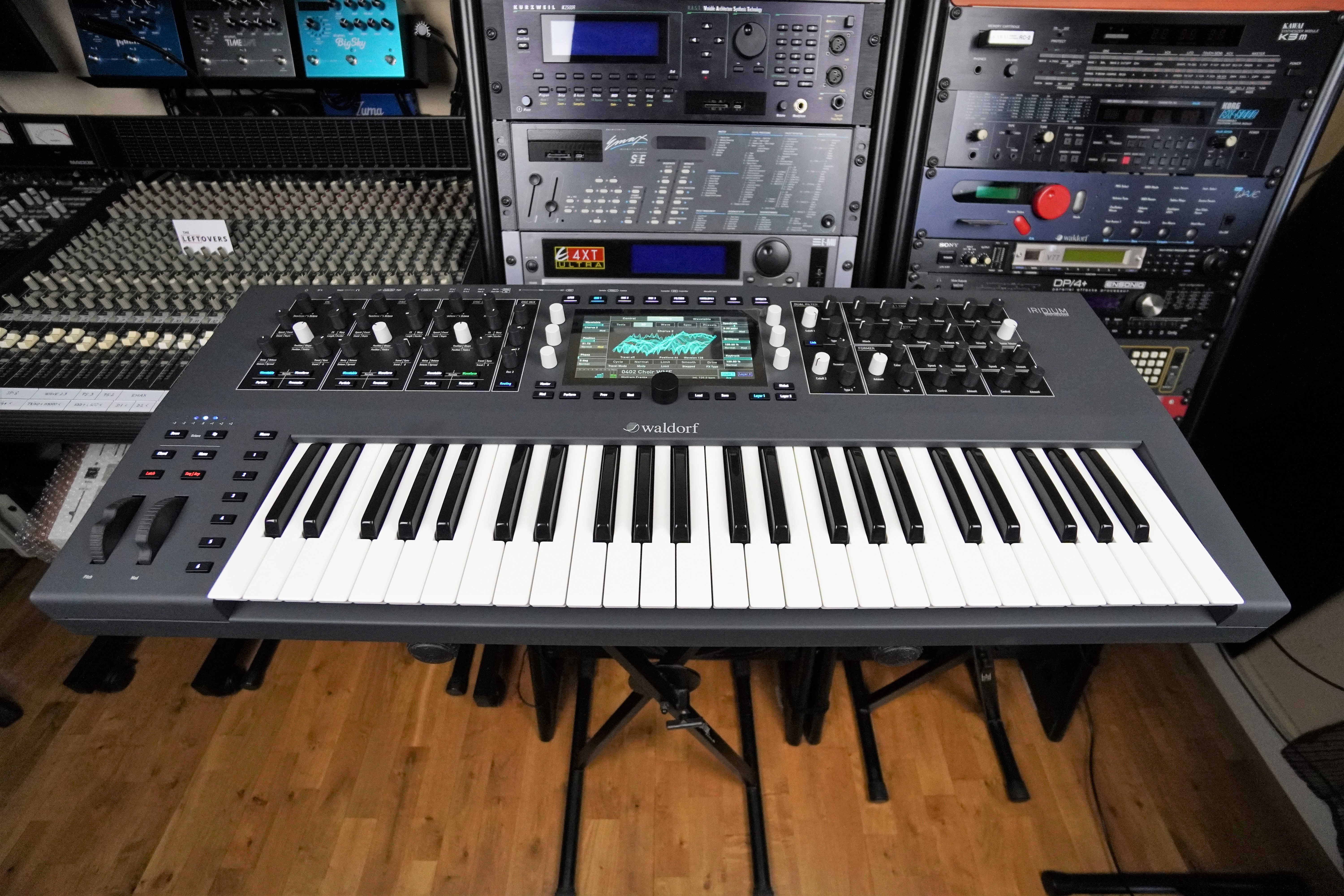 Iridium Keyboard_2tof 01.JPG