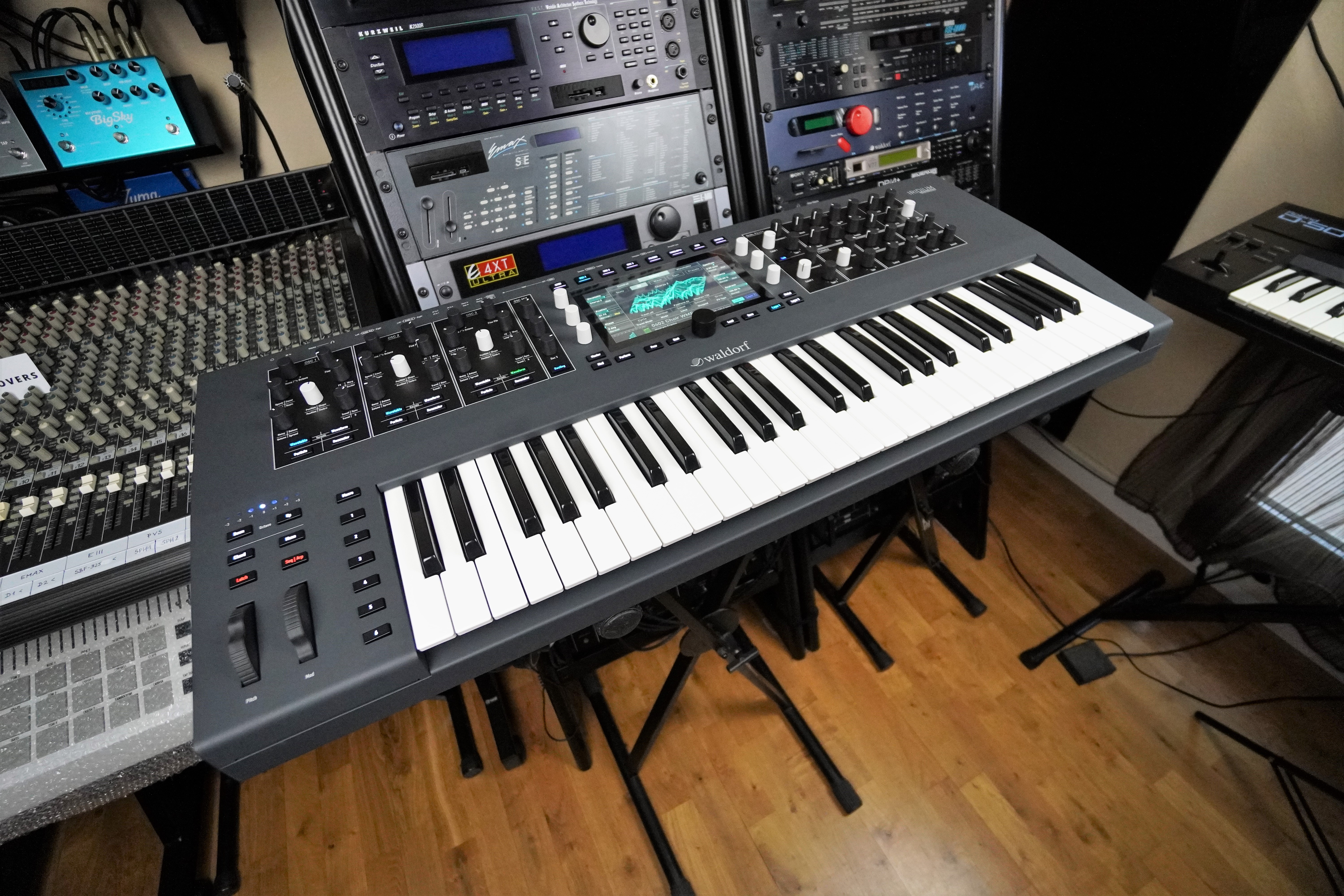 Iridium Keyboard_2tof 03.JPG