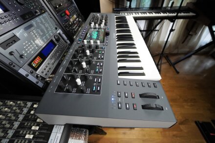Iridium Keyboard_2tof 07.JPG Iridium Keyboard_2tof 07.JPG