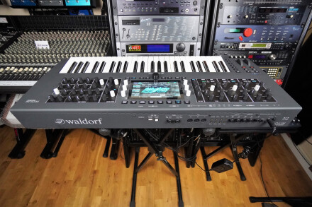 Iridium Keyboard_2tof 20.JPG Iridium Keyboard_2tof 20.JPG