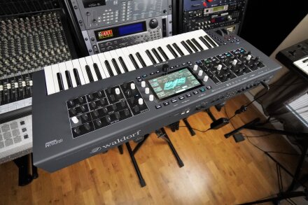 Iridium Keyboard_2tof 24.JPG Iridium Keyboard_2tof 24.JPG