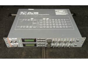 Electro-Voice DX 38 (96670)