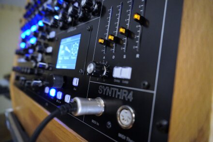 SynthR4_02tof 10.JPG SynthR4_02tof 10.JPG