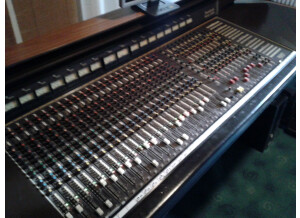 Soundcraft Series 1600 (9951)