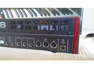 Behringer DeepMind 6 (65618)