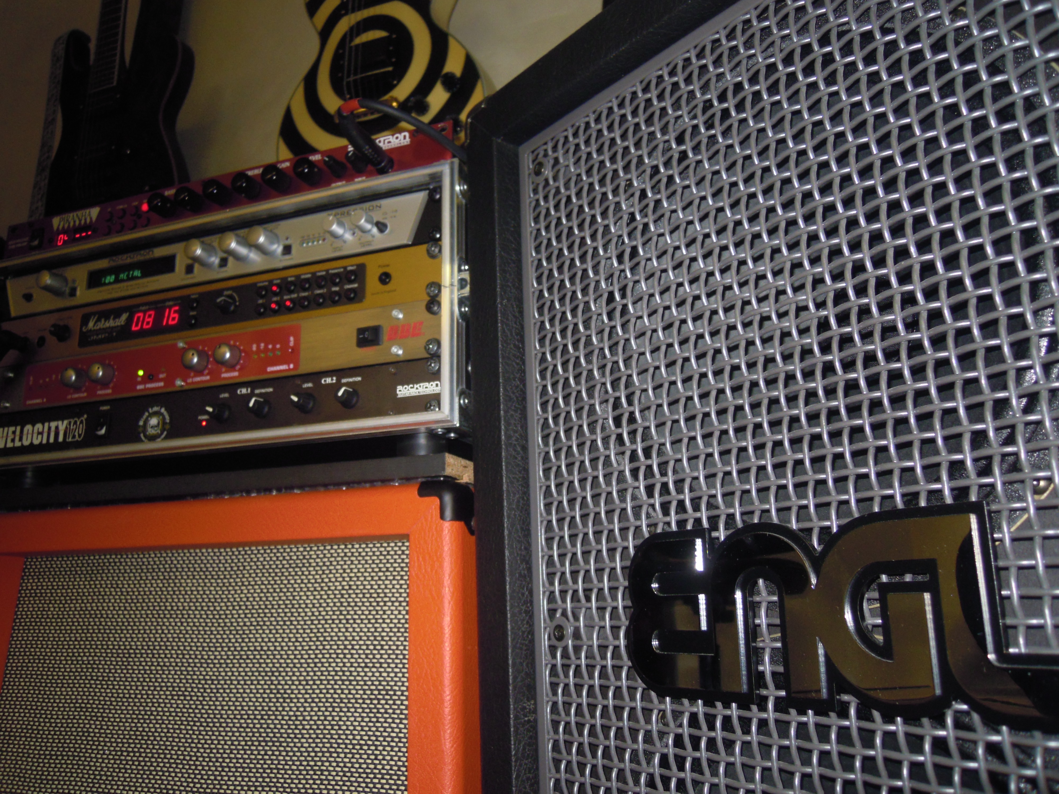 ENGL E212VH Pro Slanted 2x12 Cabinet