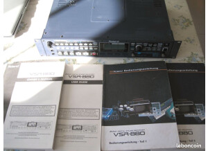 Roland VSR-880_03