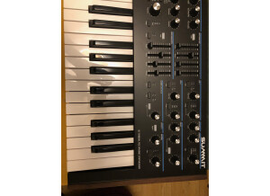 Novation Summit (73906)