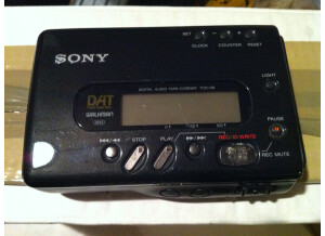 Sony TCD-D8 (28329)