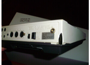 Roland TR-707 (90512)