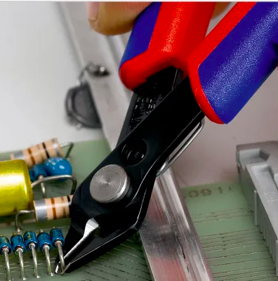 Pince coupante Knipex