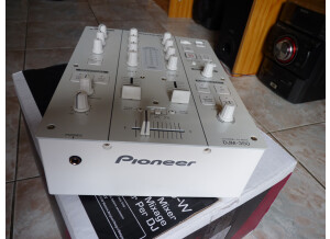 Pioneer DJM-350 (13676)