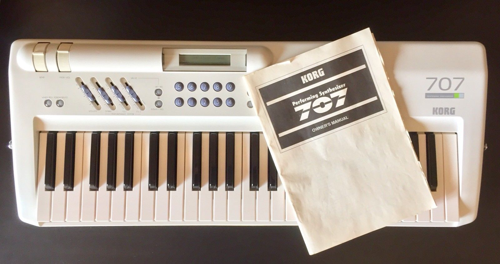 Korg 707