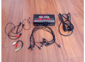 Voodoo Lab Pedal Power 4x4 (50978)