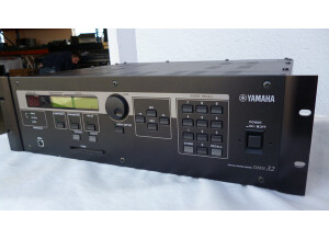 Yamaha DME 32 (33877)