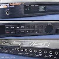 MULTIEFFETS POUR GUITARE ELECTRIQUE ROLAND GP8 avec PEDALE EV5