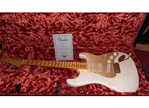 Fender Postmodern Journeyman Relic Stratocaster