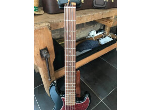 Fender Deluxe Active Jazz Bass V [1998-2004] (998)