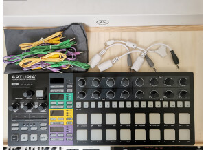 Arturia BeatStep Pro (98969)