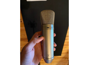 Behringer B-2 (70737)