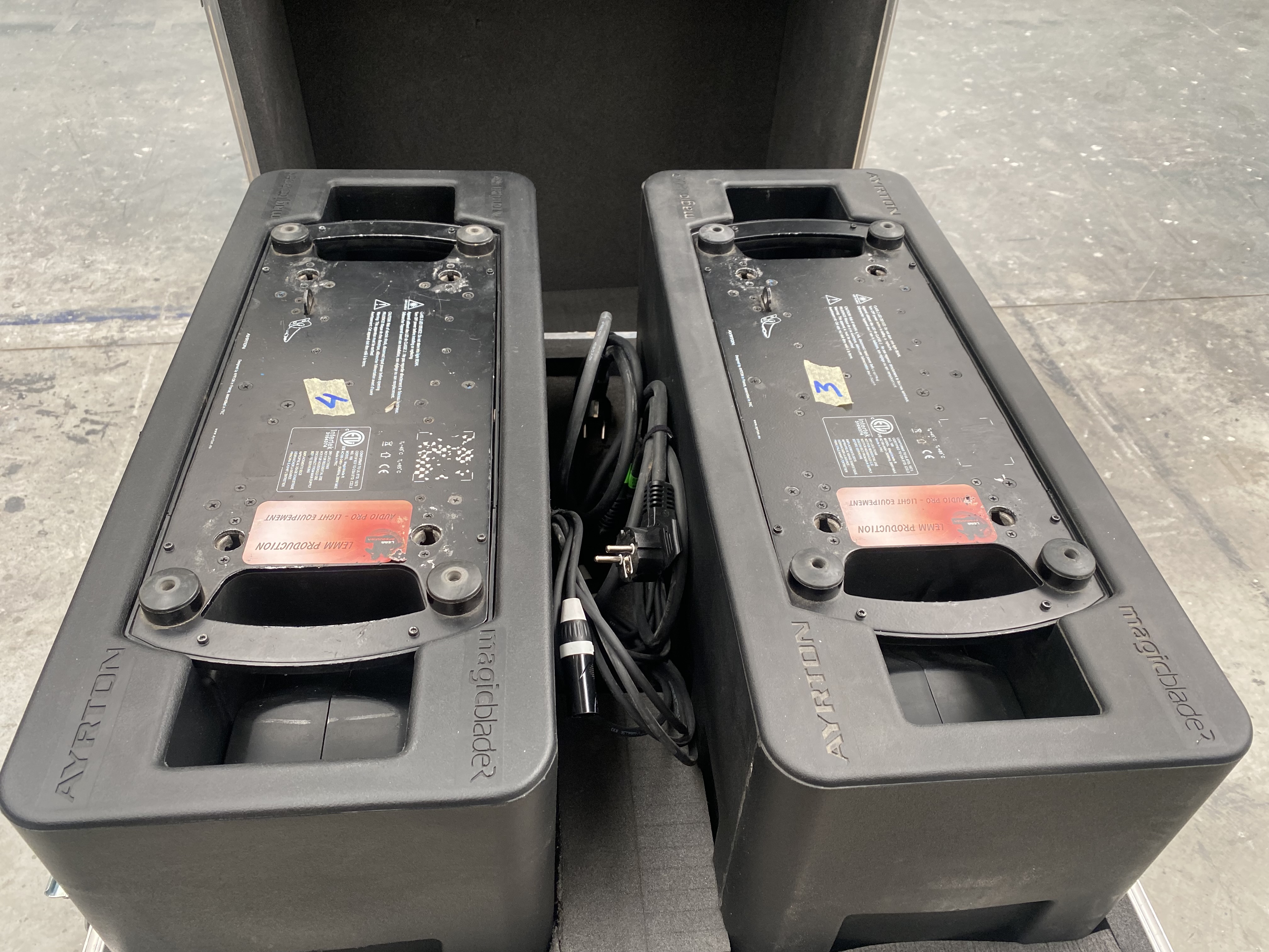 Ayrton Lighting MagicBlade-R (81904)