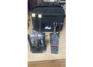 DW Double Pedal P9002 DW 01