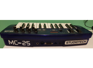 Studiotech MC-25
