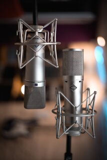 United Studio Technologies UT Twin87 : United 87 vs Neumann87 United Studio Technologies UT Twin87 : United 87 vs Neumann87