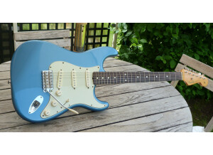 Fender [Classic Series] '60s Stratocaster - Lake Placid Blue