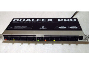 Behringer DualFex Pro EX2200 (69082)