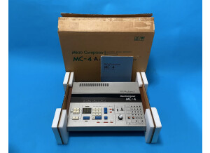 Roland MC-4